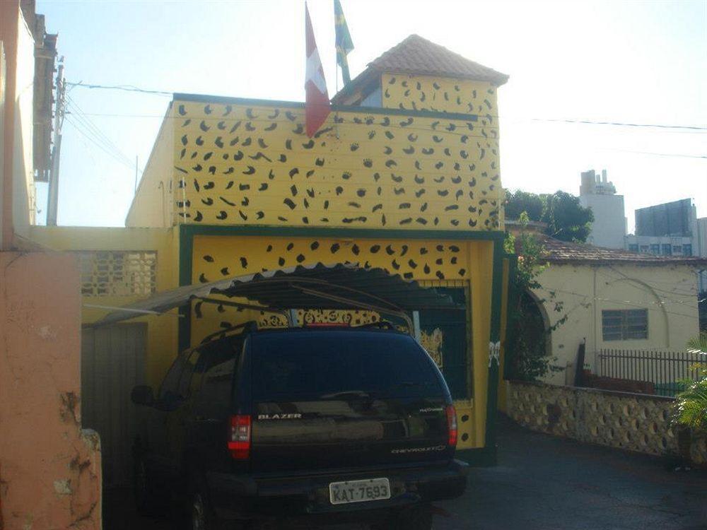 Hotel Pousada And Safari 쿠이아바 외부 사진